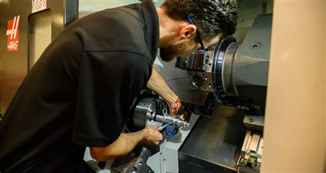 cnc machine training schools in ct|machining programs near me.